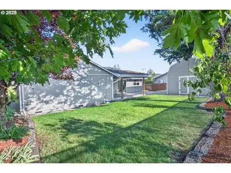 2264 NW Watters Street Roseburg OR 97471