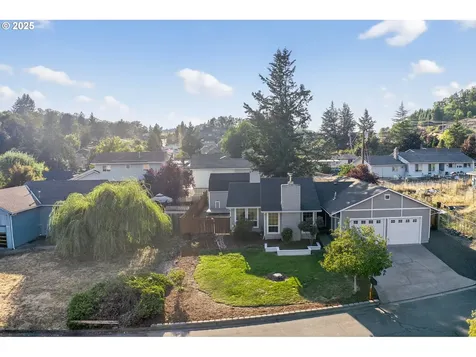 2264 NW Watters Street Roseburg OR 97471