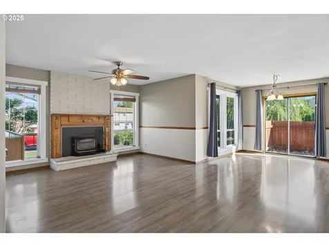 2264 NW Watters Street Roseburg OR 97471