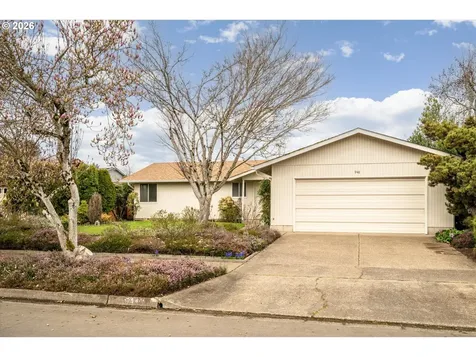 948 V Street Springfield OR 97477