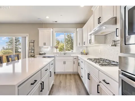 13076 SW Black Walnut Street Portland OR 97224