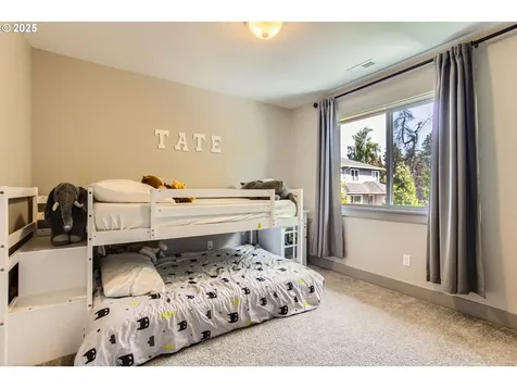 8326 SW Oak Street Portland OR 97223