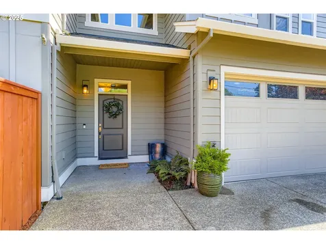 8326 SW Oak Street Portland OR 97223