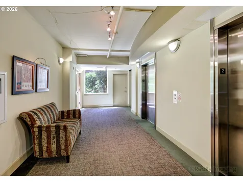 1620 NE Broadway Street Portland OR 97232