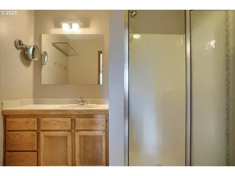 4795 SW Beech Drive Beaverton OR 97005