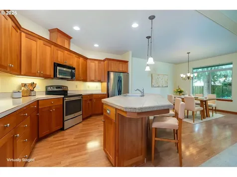 1969 NW Woodland Drive Mcminnville OR 97128
