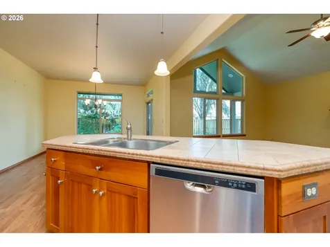 1969 NW Woodland Drive Mcminnville OR 97128