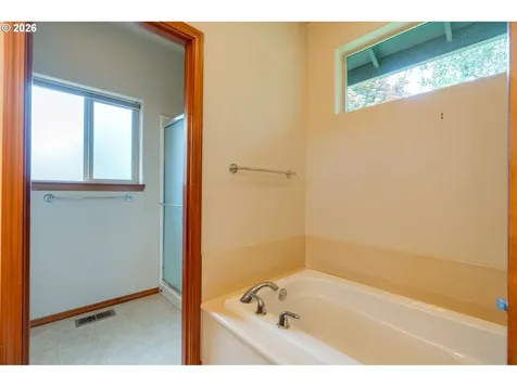 1969 NW Woodland Drive Mcminnville OR 97128