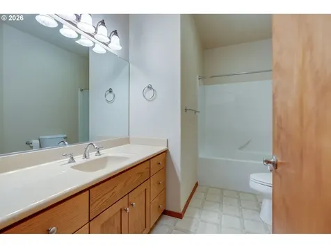 1969 NW Woodland Drive Mcminnville OR 97128