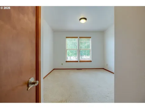 1969 NW Woodland Drive Mcminnville OR 97128