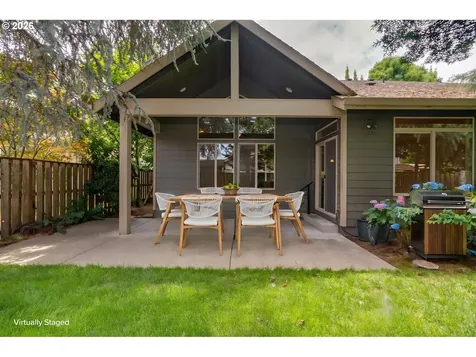 1969 NW Woodland Drive Mcminnville OR 97128