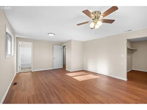 1564 NW Spray Court Roseburg OR 97471