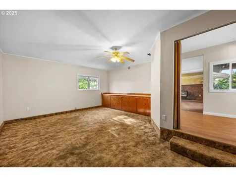 1564 NW Spray Court Roseburg OR 97471