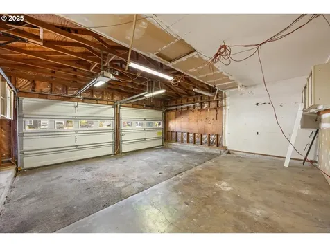 1564 NW Spray Court Roseburg OR 97471