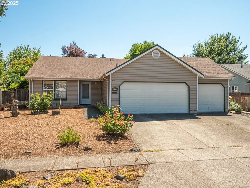 972 S 3rd Court Cornelius OR 97113