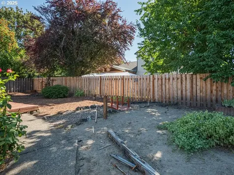 972 S 3rd Court Cornelius OR 97113