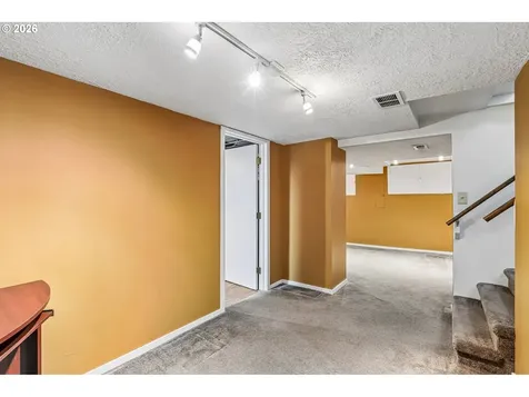 2340 NE 60th Avenue Portland OR 97213