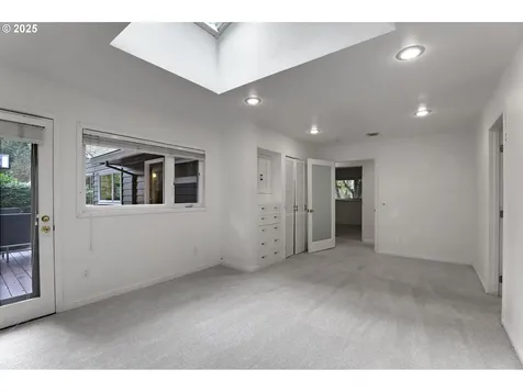 155 SW Midvale Road Portland OR 97219