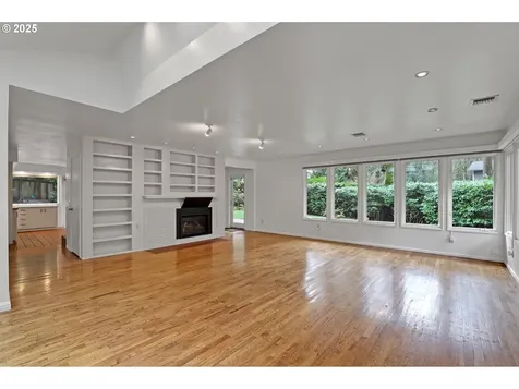 155 SW Midvale Road Portland OR 97219