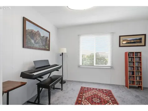 1199 N Terry Street Eugene OR 97402