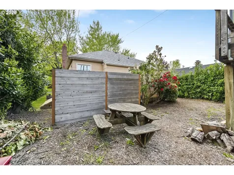 6516 NE 23rd Avenue Portland OR 97211