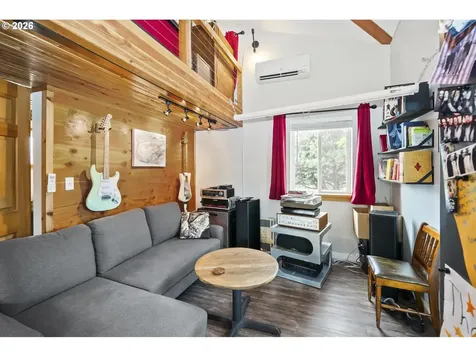 6516 NE 23rd Avenue Portland OR 97211