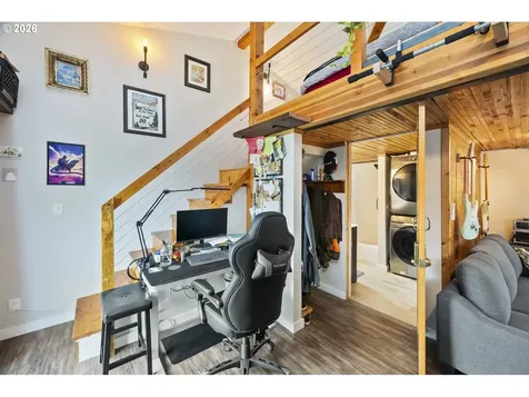 6516 NE 23rd Avenue Portland OR 97211