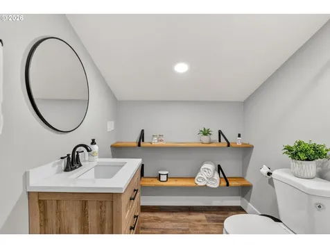322 Round Prairie Road Wilderville OR 97543