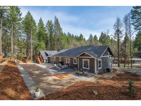 322 Round Prairie Road Wilderville OR 97543