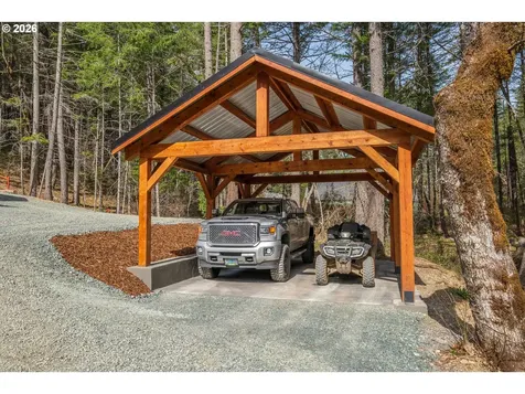 322 Round Prairie Road Wilderville OR 97543