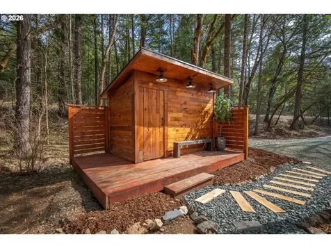 322 Round Prairie Road Wilderville OR 97543