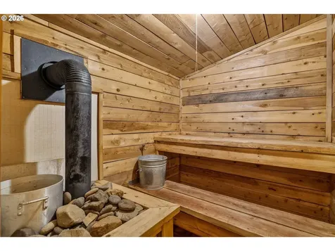 322 Round Prairie Road Wilderville OR 97543