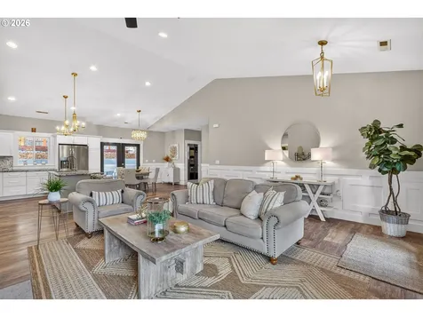 322 Round Prairie Road Wilderville OR 97543