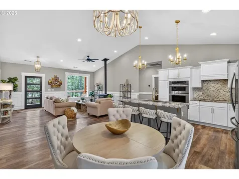322 Round Prairie Road Wilderville OR 97543