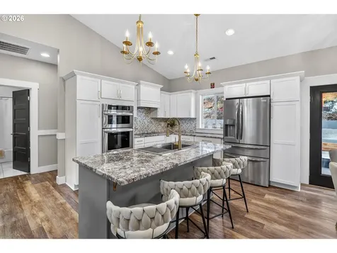 322 Round Prairie Road Wilderville OR 97543