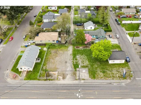 1813 E Street Washougal WA 98671