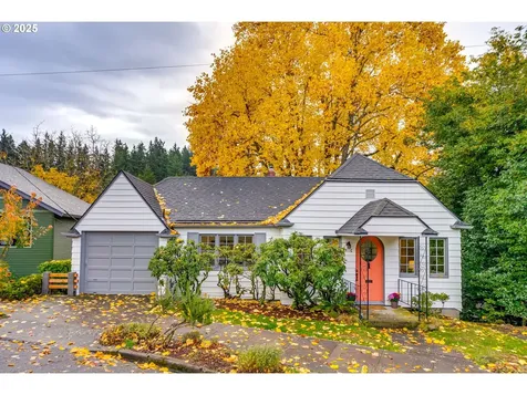 6416 SE Scott Drive Portland OR 97215