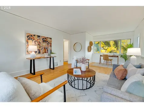 6416 SE Scott Drive Portland OR 97215