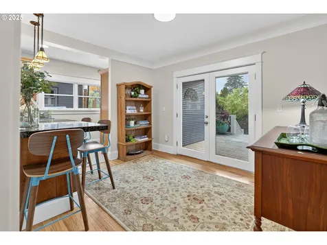 1839 SE 42nd Avenue Portland OR 97215
