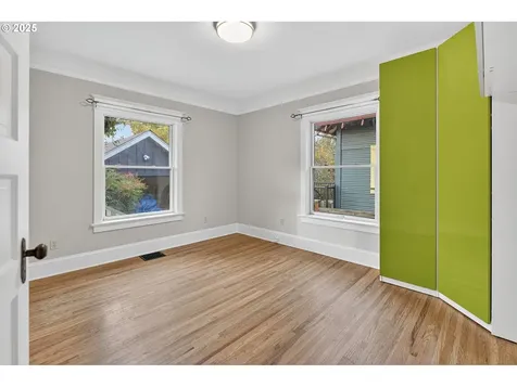 1839 SE 42nd Avenue Portland OR 97215