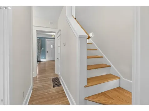 1839 SE 42nd Avenue Portland OR 97215