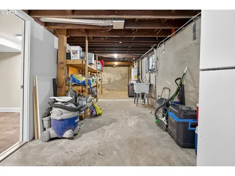 1839 SE 42nd Avenue Portland OR 97215