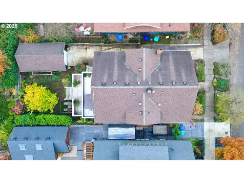 1839 SE 42nd Avenue Portland OR 97215