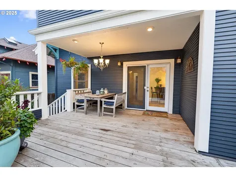 1839 SE 42nd Avenue Portland OR 97215