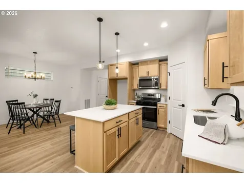 19942 SW Bernhardt Drive Beaverton OR 97007
