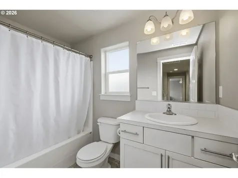 1285 Tirion Avenue Eugene OR 97404