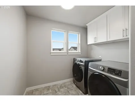 1285 Tirion Avenue Eugene OR 97404