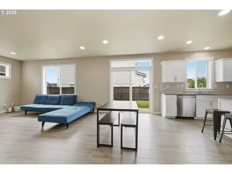 1285 Tirion Avenue Eugene OR 97404