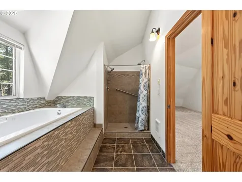 24458 Panther Creek Road Veneta OR 97487