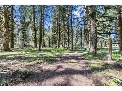 24458 Panther Creek Road Veneta OR 97487